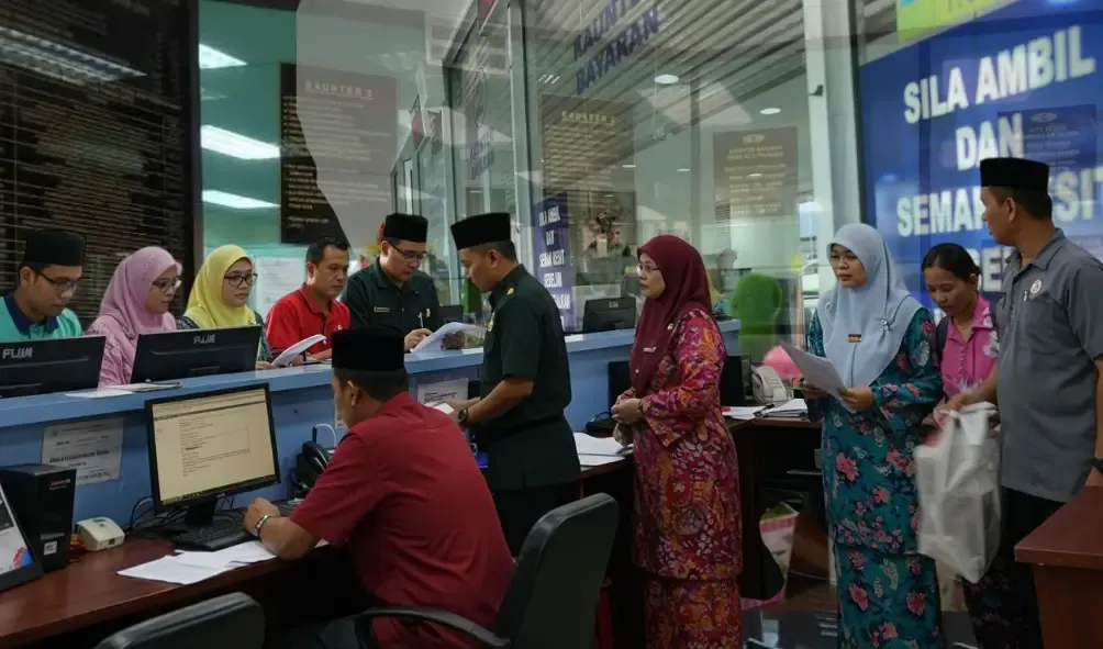 Perkhidmatan Yang Disediakan Di Setiap Bahagian